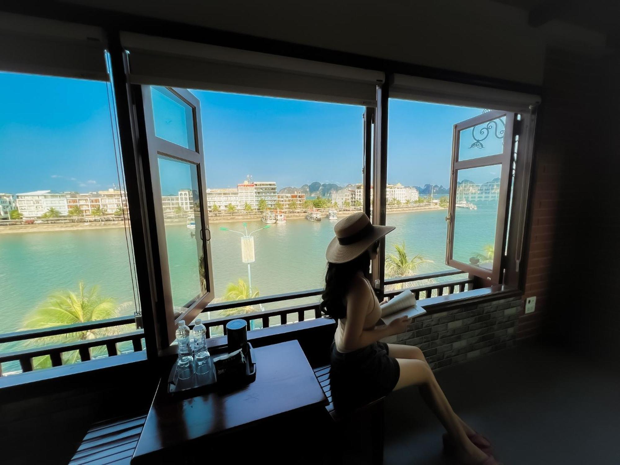 Canh Buom Homestay - Tuan Chau Hạ Long-öböl Kültér fotó